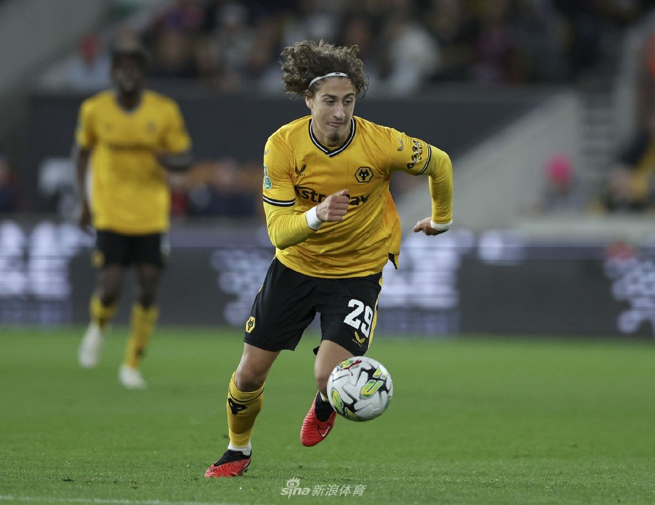 并强调他对 并强调他对